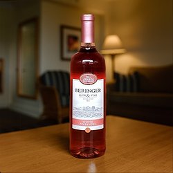 Beringer & Main White Zinfandel